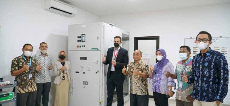 Sesi Foto Bersama, Hibah Teknologi Siemens kepada ITPLN