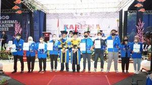 Mahasiswa Berprestasi ITPLN