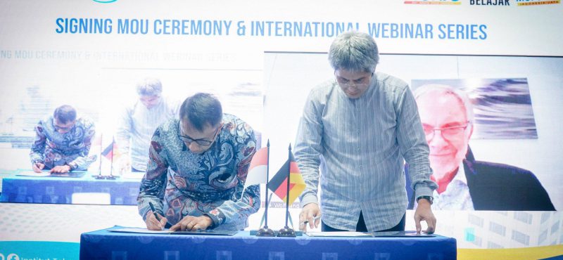 Penandatangan MoU ITPLN dengan VESC