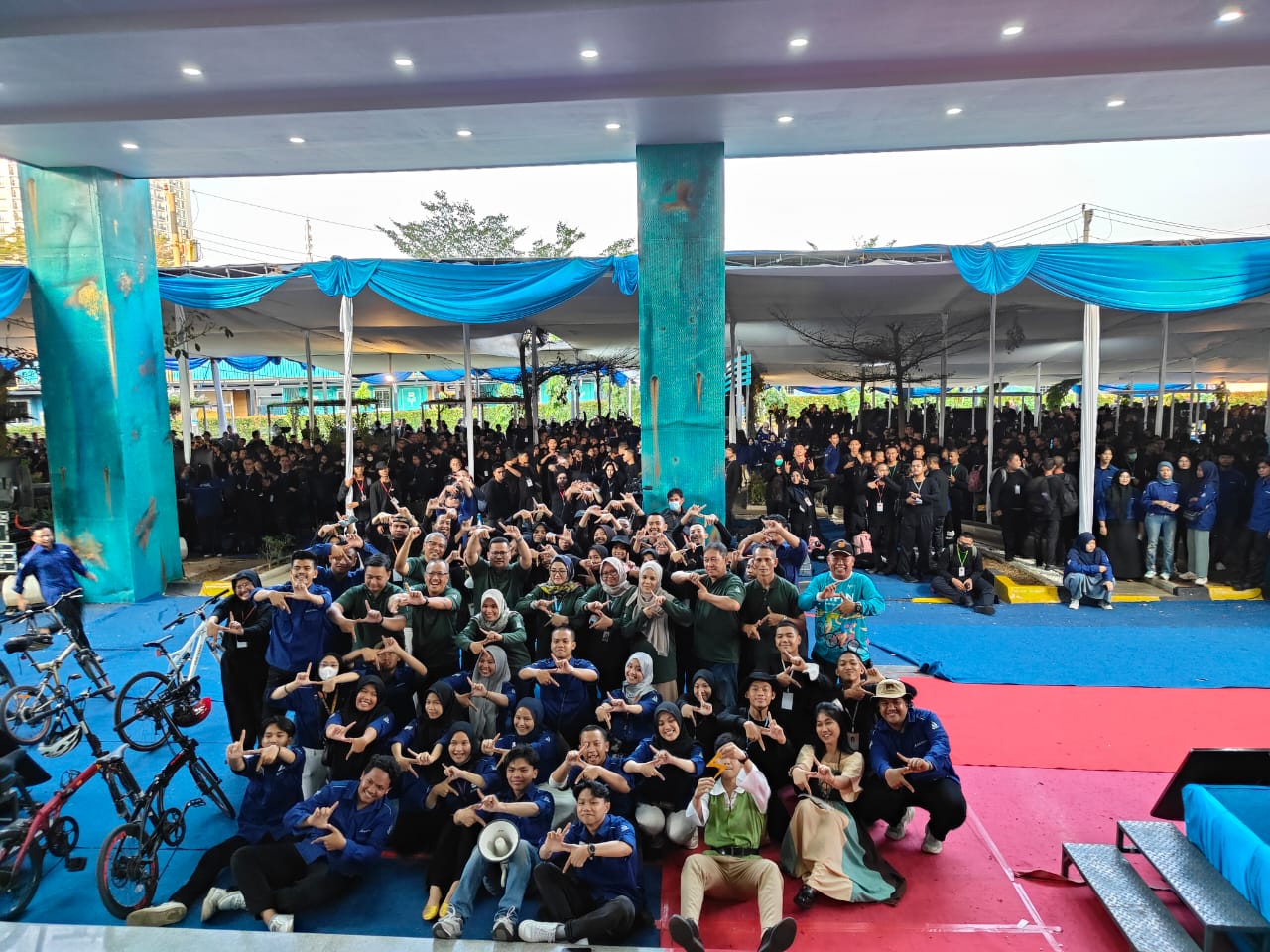 Penutupan kegiatan Pekan Penerimaan Mahasiswa Baru (KARISMA) ITPLN 2023. Dok. Istimewa