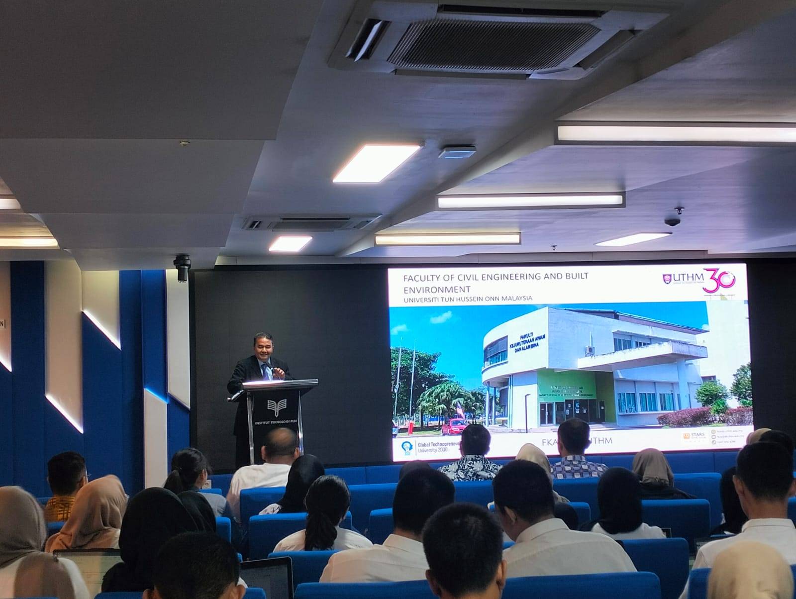 Prof. Ir. Ts. Dr. Adnan Zainorabidin, P.Eng, P.Tech., dosen Universitas Tun Hussein Onn Malaysia (UTHM) Malaysia. Dok. Humas