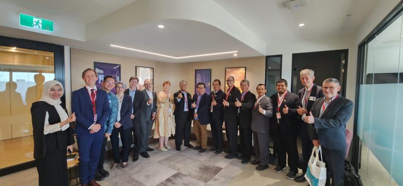 PLN-ITPLN melaksanakan MoU dengan 3 Universitas di Melbourne di Austrade. Dok. Istimewa