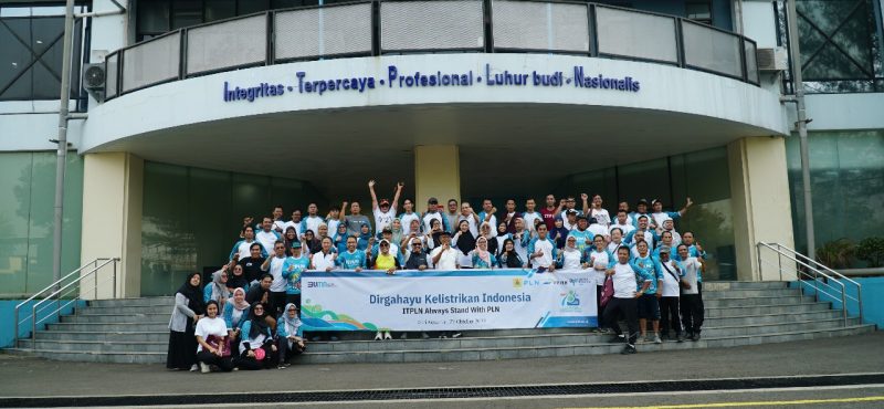 Foto bersama perhelatan peringatan Hari Listrik Nasional. Dok. Istimewa