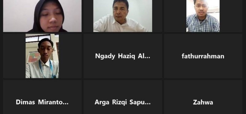 Pengarahan Kepala Rektorat ITPLN Dr. Ir. Ahsin Sidqi kepada para Mahasiswa ITPLN Penghafal Al-Quran secara daring. Dok. Tangkapan Layar Zoom