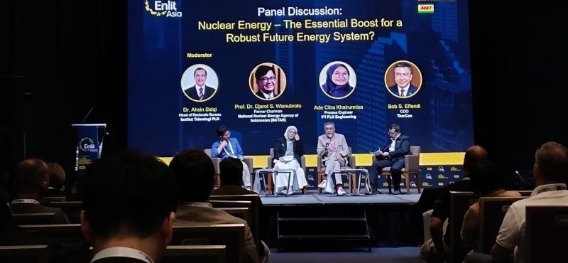 Diskusi Nuklir dalam HLN-78 di ICE BSD yang dimoderatori oleh Kepala Biro Rektorat ITPLN Dr. Ir. M. Ahsin Sidqi. Dok Istimewa