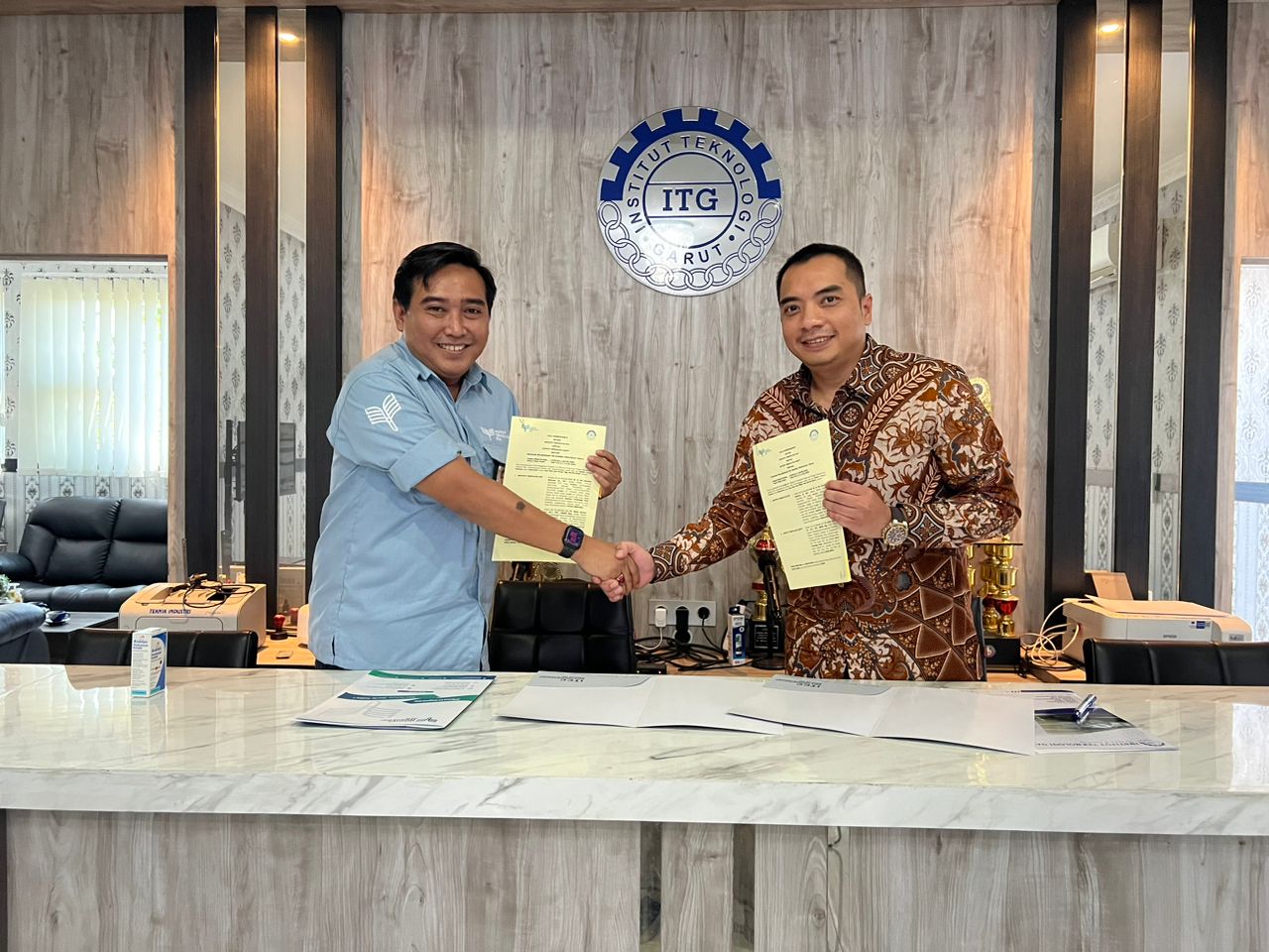 Institut Teknologi PLN dan Institut Teknologi Garut jalin kesepakatan program tri dharma perguruan tinggi. Dok. Istimewa