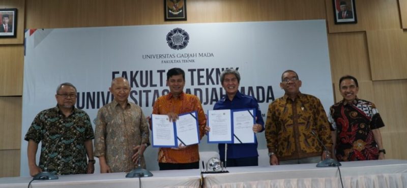 ITPLN tandatangani MoU Penelitian dan Pengabdian Masyarakat dengan FT UGM. Dok. Istimewa.