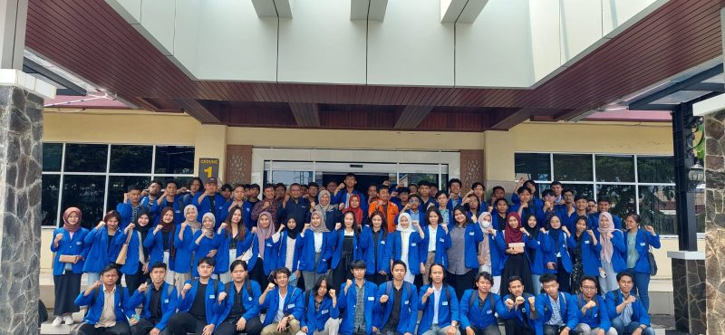 Sebanyak 108 mahasiswa ITPLN didampingi dosen melakukan kunjungan edukatif ke PT PLN Indonesia Power PLTGU Priok. Dok. Istimewa