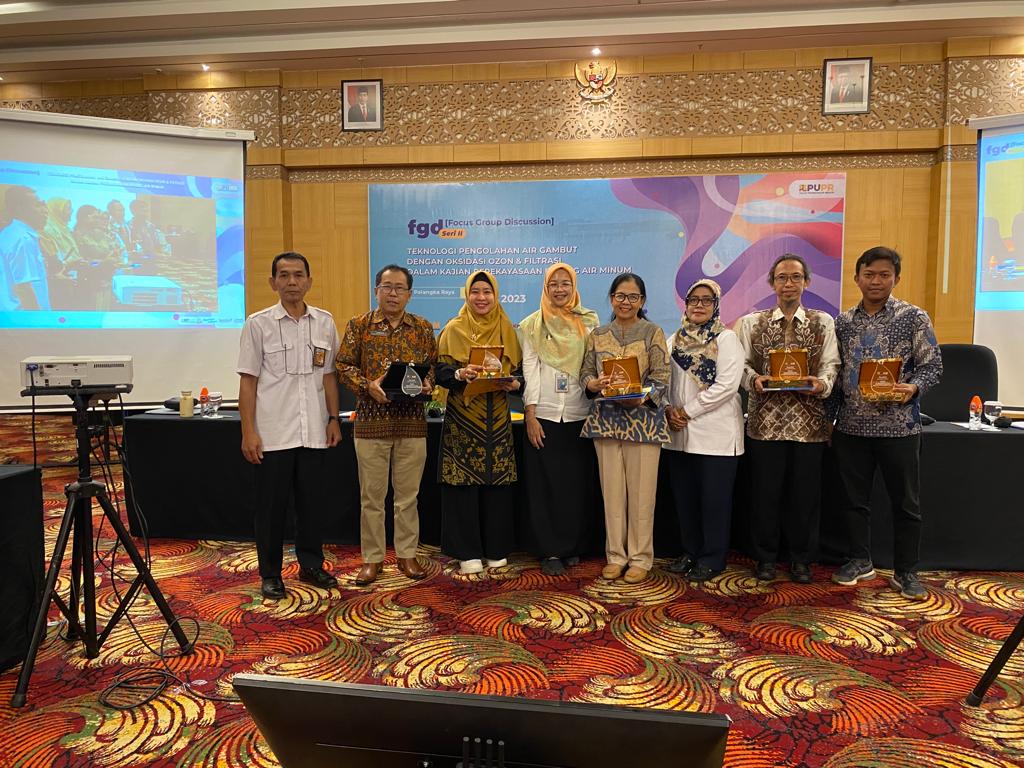 Dosen ITPLN Jadi Narasumber dalam FGD Seri II Teknologi Pengolahan Air Gambut dengan Oksidasi Ozon dan Filtrasi dalam Kajian Perekayasaan Bidang Air Minum Kementerian PUPR. Dok. Istimewa 