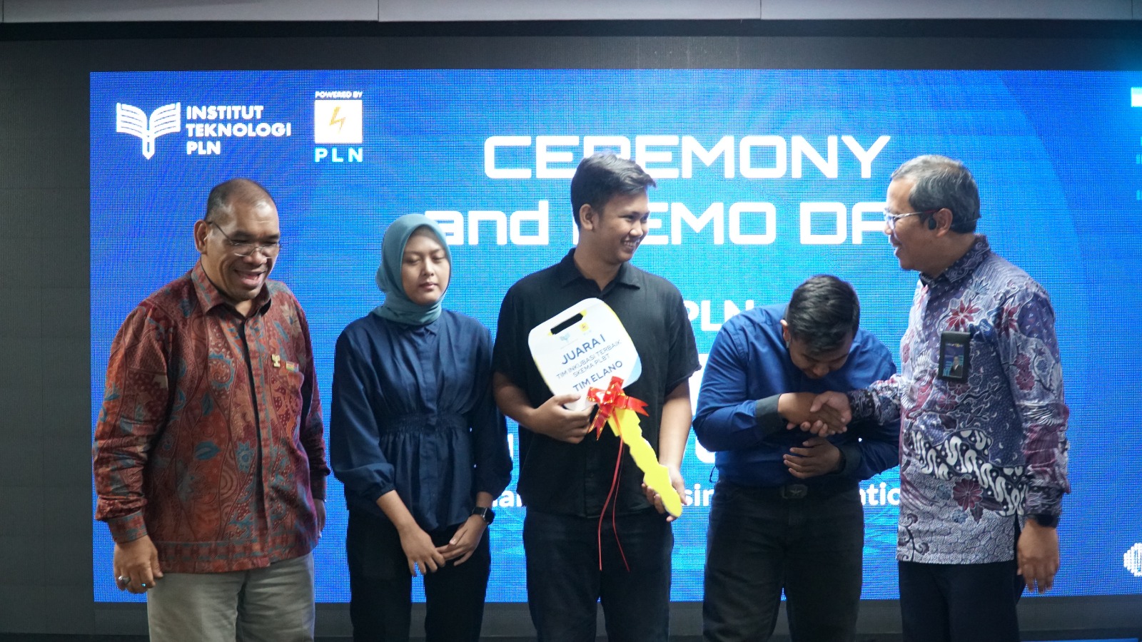 Pemennag lomba karya inovasi Ideathon Bizincubate PT PLN (Persero) dan ITPLN. Dok. Istimewa
