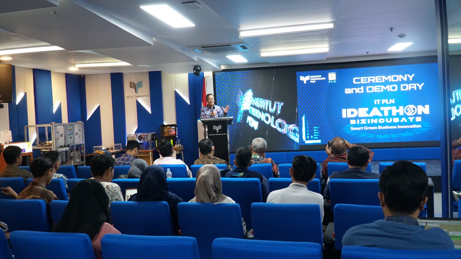 Executive Vice President PLN Div BKI Sapto Aji Nugroho dalam Ideathon Bizincubate ITPLN. Dok. Istimewa