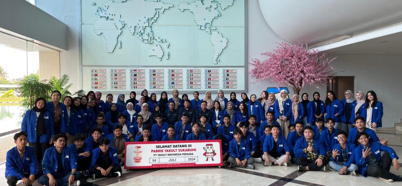 Kunjungan Industri Penerapan Kurikulum 4-4-2 -1