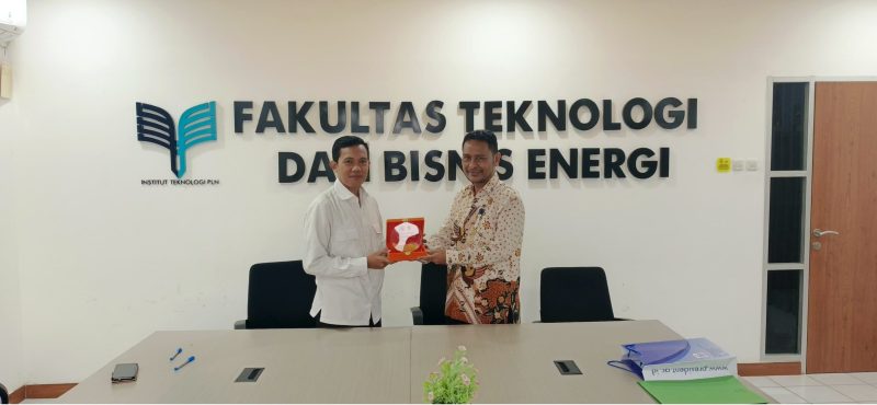 ITPLN Sambut Benchmarking President University