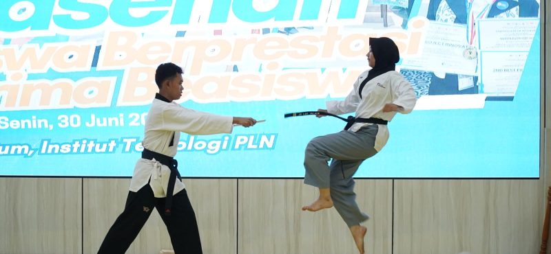 Sarasehan Mahasiswa Berprestasi1