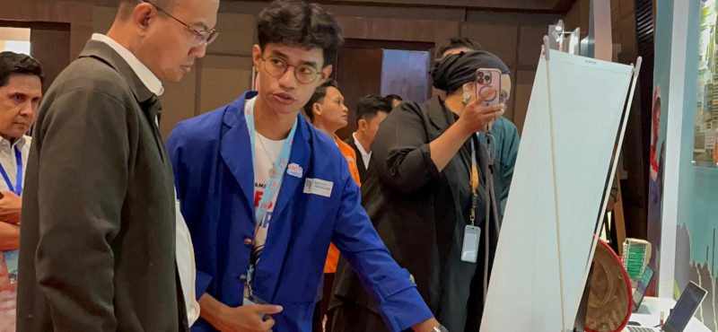 Dion mahasiswa ITPLN Berprestasi